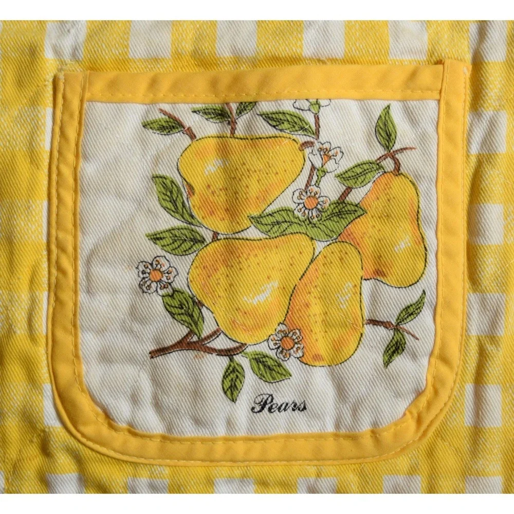 Vintage Quilted Yellow Gingham Apron Pear Pocket Farmhouse Kitsch Cottagecore